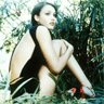 Jessica Alba Red Shoes