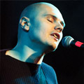 Billy Singing