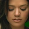 Kelly Clarkson4