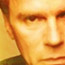 Richard Dean Anderson tan