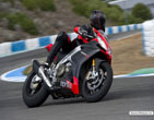 Aprilia_RSV4_Factory_APRC_2011_09