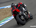 Aprilia_RSV4_Factory_APRC_2011_12