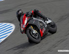 Aprilia_RSV4_Factory_APRC_2011_14