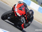 Aprilia_RSV4_Factory_APRC_2011_17