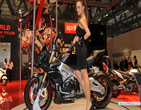 Aprilia_Tuono_V4_R_2010_08