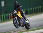 Aprilia_Tuono_V4_R_2011_36