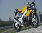 Aprilia_Tuono_V4_R_2011_55