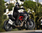 Ducati_Diavel_2011_04