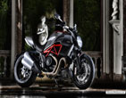 Ducati_Diavel_2011_12
