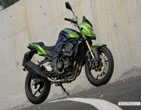 Kawasaki_Z750R_2011_10