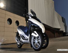 Piaggio_MP3_yourban_2011_37
