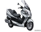 Suzuki_AN_400_Burgman_2011_01