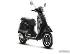 Vespa_GTS_SuperSport_2011_02