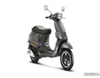 Vespa_GTS_SuperSport_2011_05