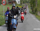 Vespa_Vespa_World_Days_2011_06